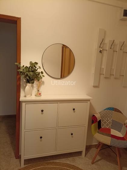 ocazie , de inchiriat  apartament 3 camere  - 16