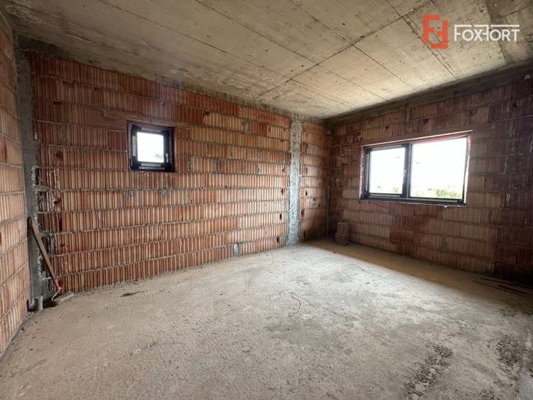 COMISION 0% Casa individuala cu 3 camere si teren de 752 mp - Mosnita