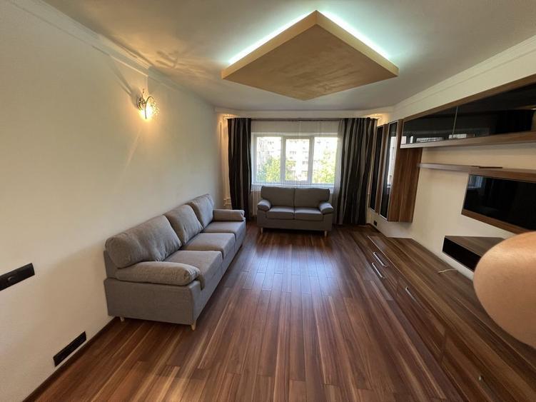 Apartament renovat 2 camere Rahova, loc parcare inclus