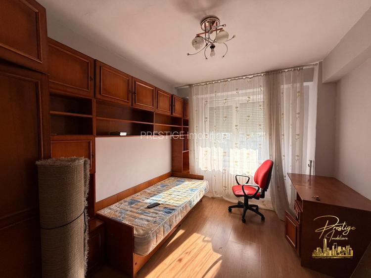 Apartament cu 3 camere de inchiriat in zona Cantemir - Oradea