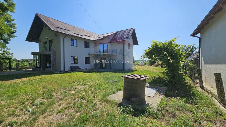 Casă / Vilă cu 6 camere de vânzare in Hânțești, Suceava - 7