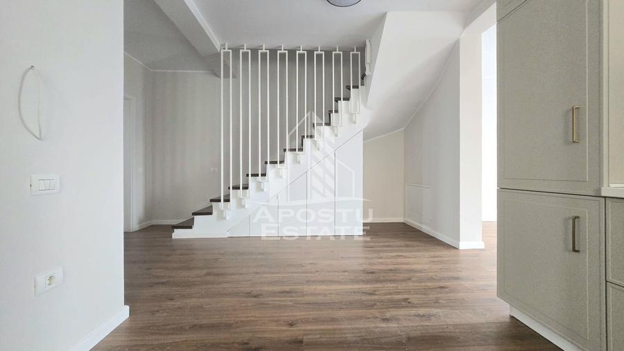 Duplex 5 camere, Mosnita Noua