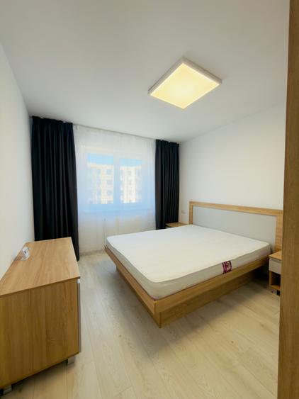 Apartament cu 2 camere decomandat in zona Tractorul langa Coresi Mall