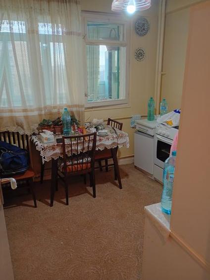 Apartament 2 camere de vanzare