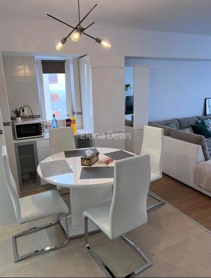 Vand apartament 2 camere Viva City priveliște unica  - 5