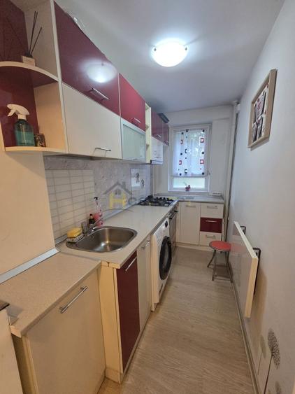 Inchiriere apartament 2 camere Huedin - Brancoveanu loc parcare