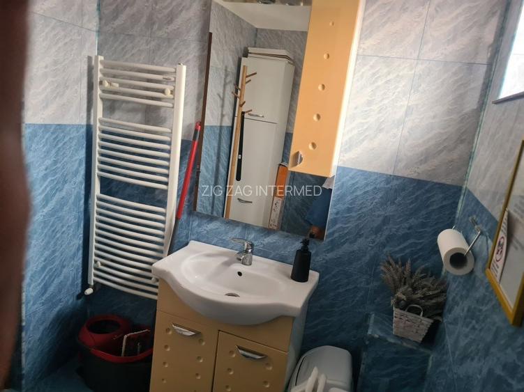 Centru -  bd. Mamaia, spatiu ideal birouri, 55 mp. - 8