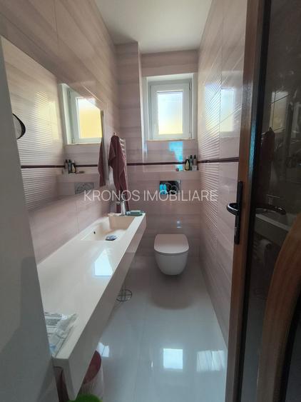 DELFINARIU 3 CAMERE LUX,98 MP PRET 249000 EURO