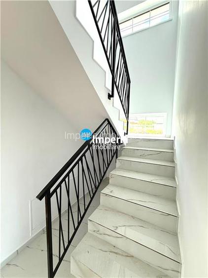 Vila moderna, 4 cam, 2 bai , 450 teren, priveliste, Valea Adanca Iasi - 9