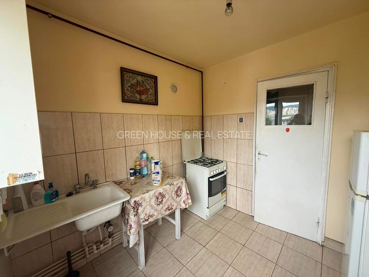 Apartament 2 camere-etaj 2-zona Sc. Gen. Andrei Saguna - 16