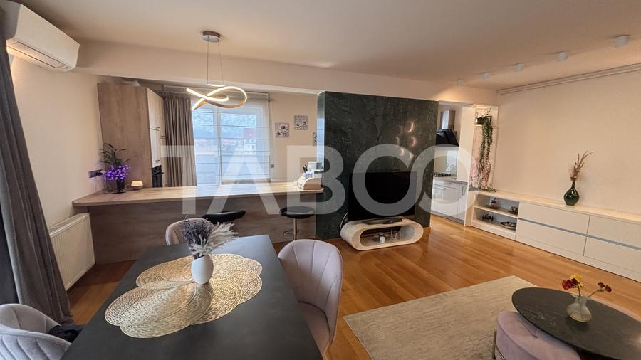 Penthouse 3 camere si doua locuri parcare de vanzare in City Residence