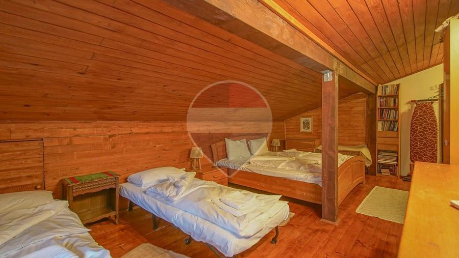 Comision 0%! Vila Patricia, pensiune Breaza | teren tenis | ciubăr