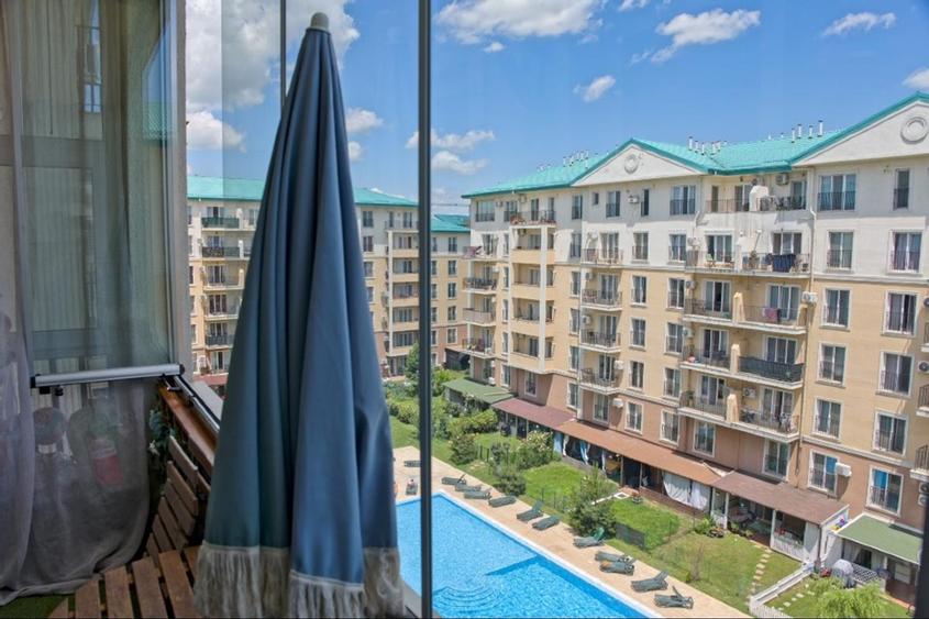 DIRECT PROPRIETAR | COMISION 0% | APARTAMENT 2 CAMERE + PARCARE | VEDERE PISCINĂ
