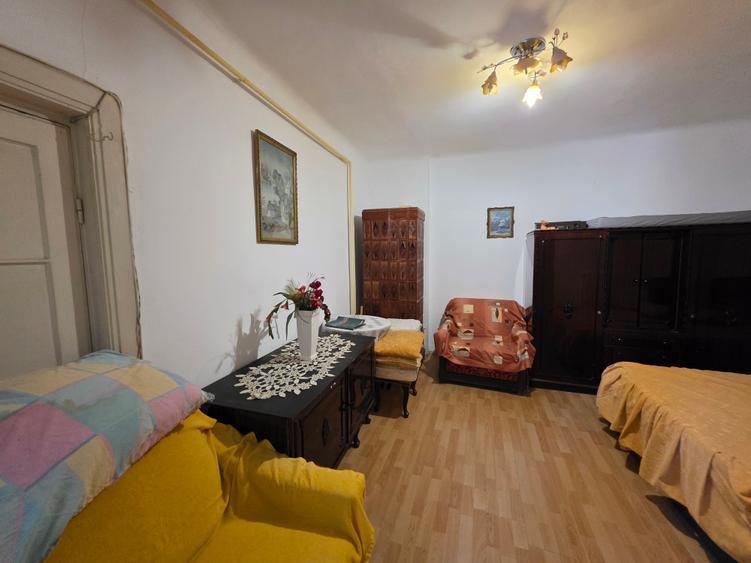 2 camere - centrala termica - et 3 + mansarda - Vasile Lucaciu