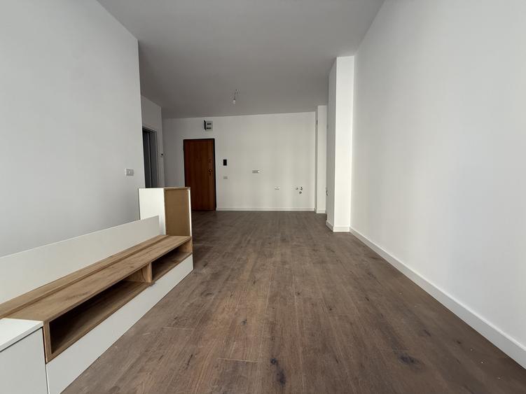 Apartament 2 camere, open-space, parter - Torontalului