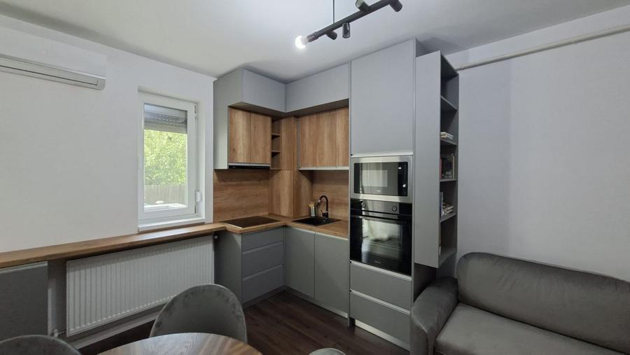 Studio modern bloc nou cu gradina proprie si loc de parcare