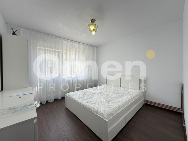 Apartament 2 camere | decomandat | etaj 3 | 2 balcoane | zona Hotel Europa