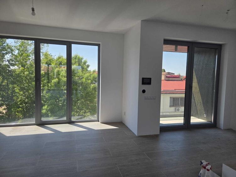 Apartament 5 camere | PIPERA | Terasa 65mp | 2 locuri de parcare