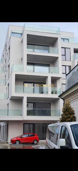 3 Camere de vanzare | Calea Calarasilor | Metrou | Centrala | Parcare