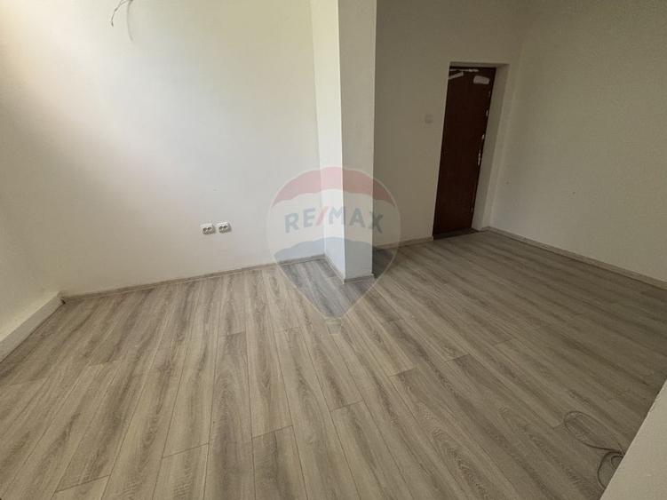 Spațiu comercial de 205mp de închiriat în zona Turda-Grivita