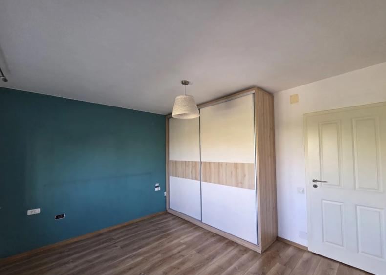 Apartament 2 Camere Vitan Mall metrou DECOMANDAT,CENTRALA,SEMIMOBILAT,REABILITAT