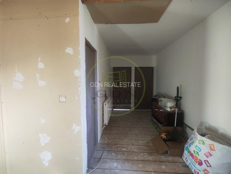 Casa 5 camere, teren 293 mp, Simnicu de Jos, zona La doi Pasi - 10