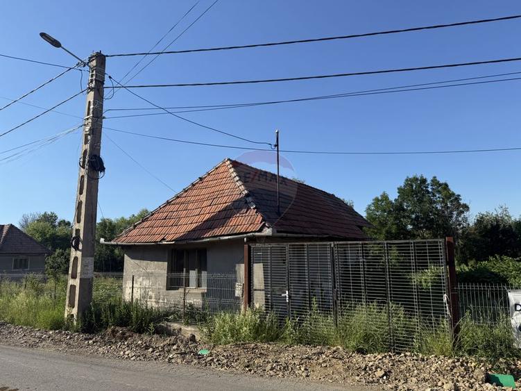 Com 0% Casa veche cu teren intravilan 742 mp, Gheorghieni, Cluj