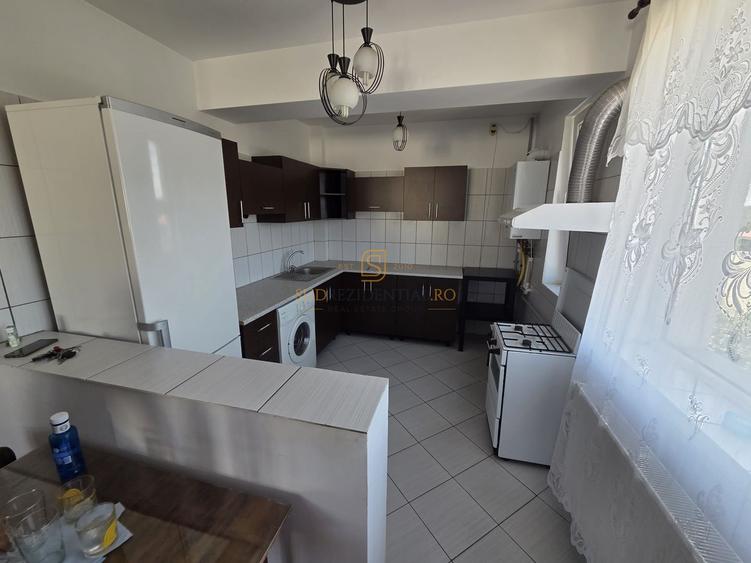 Apartament 2 camere decomandat, etaj 3 – Comuna 1 Decembrie