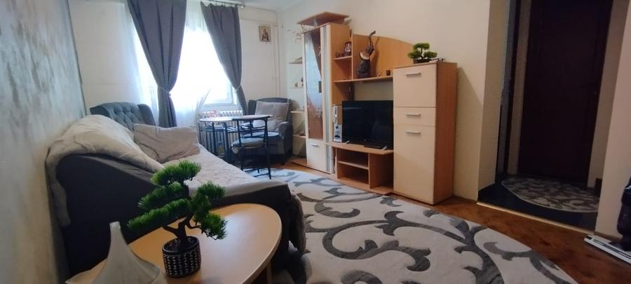 APARTAMENT 2 CAMERE, SEMIDECOMANDAT, MOBILAT SI UTILAT, PODU ROS