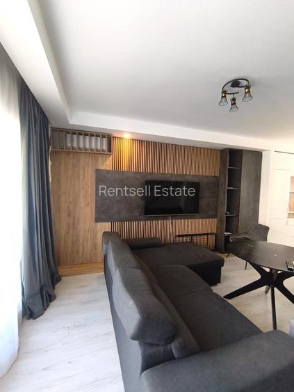 Cosmopolis-Vila Exclusivista-2 locuri de parcare-disponibila 10.10-1200 EUR