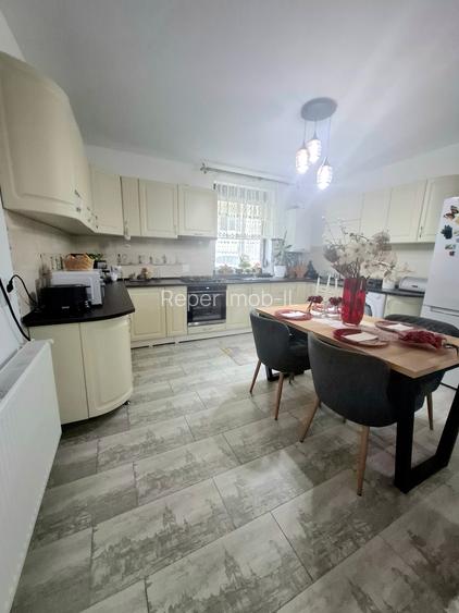 Apartament 3 camere, 84 mp utili, 2 băi+ terasă 17 mp,zona N Rm Vâlcea - 14
