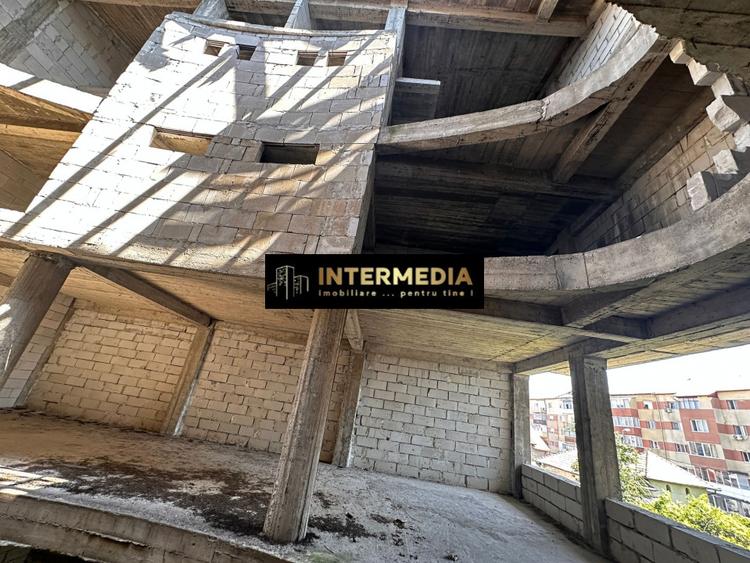 HOTEL S+P+2E+M de vanzare in Alba Iulia Cetate