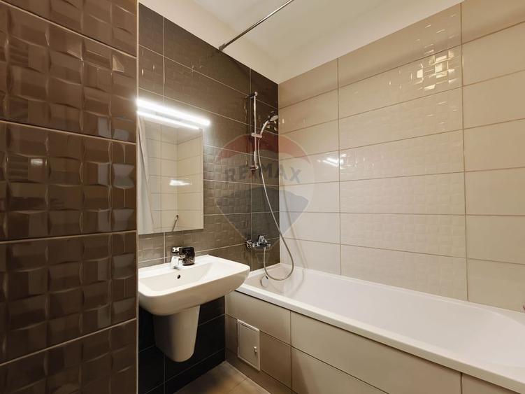 0 Comision | Penthouse Tractorul | Coresi | Top City