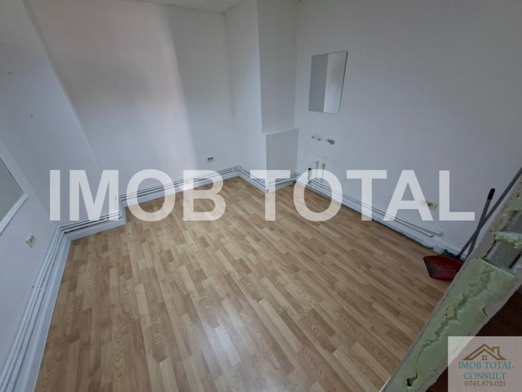 De Închiriat:Spațiu Comercial 60 mp–Pitești Centru (Parter cu Vitrină)