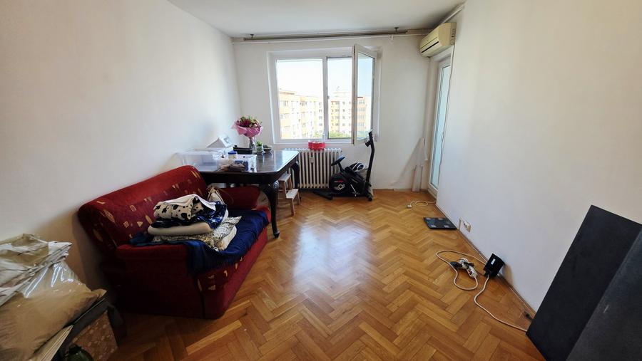 Vanzare 2 camere decomandate bloc 1982