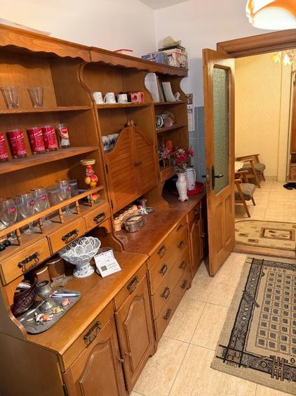 Apartament 3 camere de vanzare