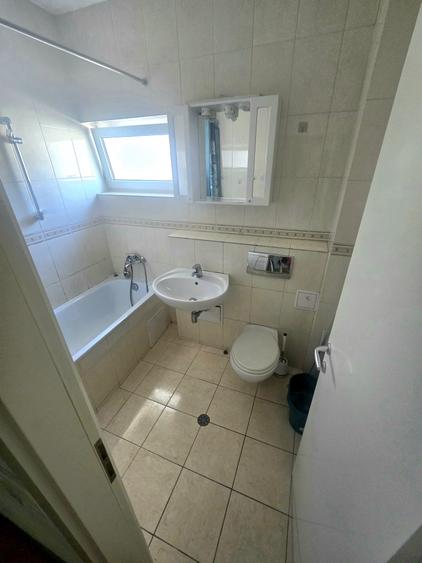 Apartament 48 mp, str. Traian Mosoiu, et.1, CT, loc de parcare