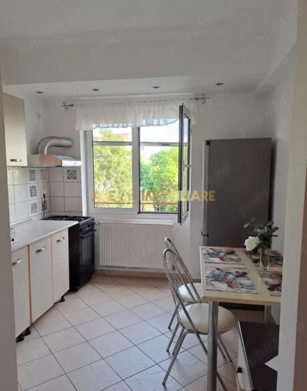 2 Camere de inchiriat | Piata Romana | Metrou | Ultra-central