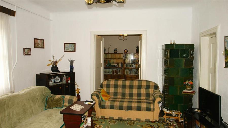 REPOZITIONARE PRET! Jumatate duplex in Criscior, Hunedoara