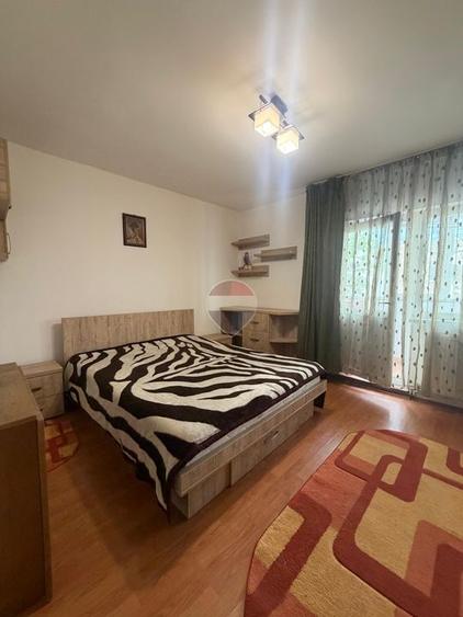 2 decomandate Rovine, etaj 1, centrala, AC, disponibil imediat