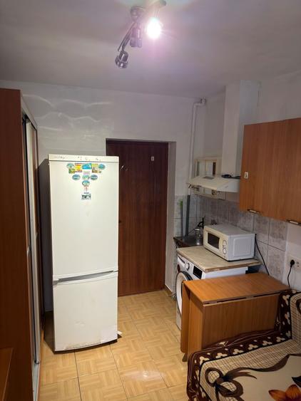 Garsoniera, 12mp, Et. 4/4, zona Take Ionescu - Medicină!