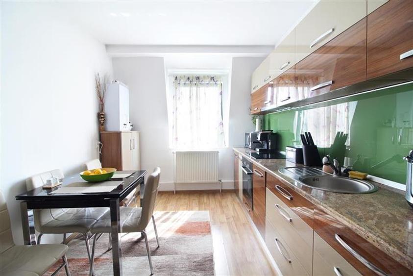 Vanzare apartament 2 camere decomandate modern in Marasti- zona Kaufland strada