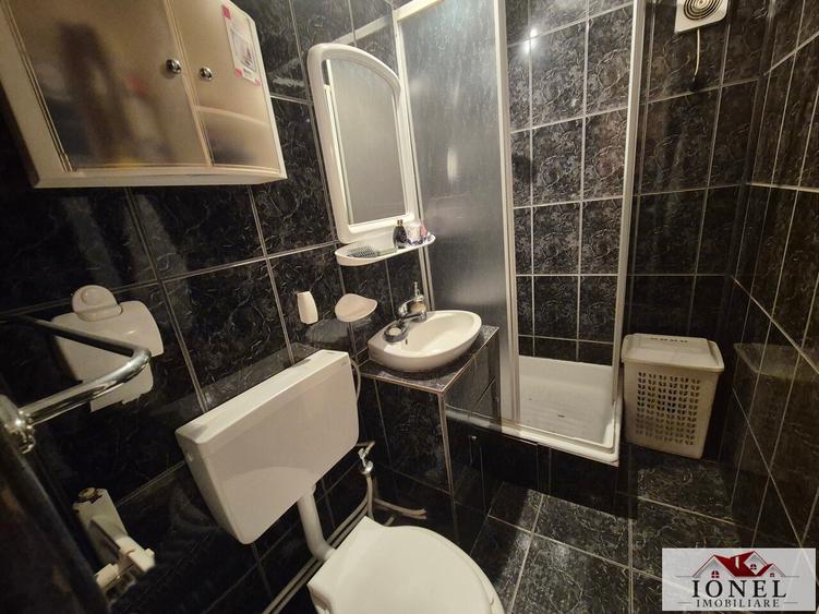 Apartament patru camere de vanzare in Cugir