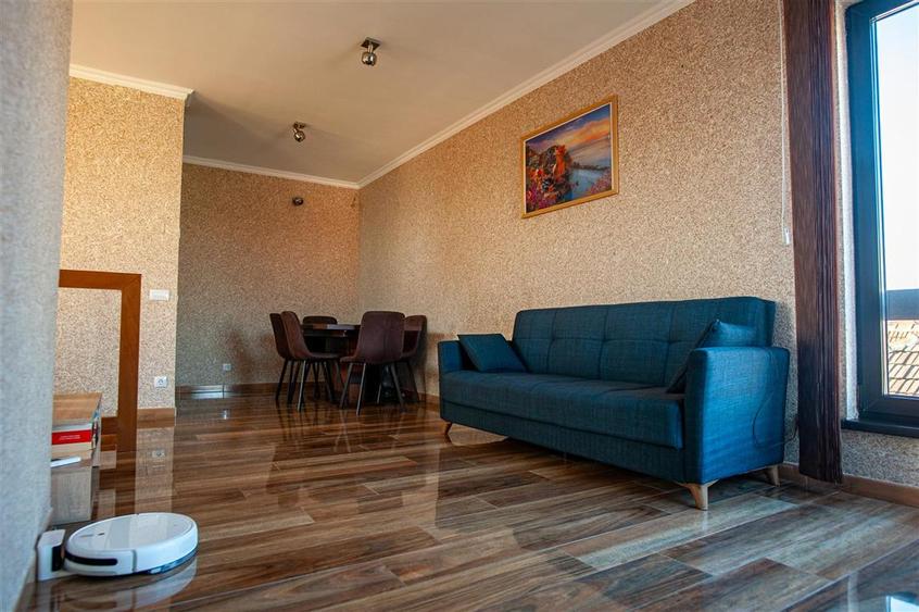Vila D+P+E cu jaccuzi exterior in Iosia