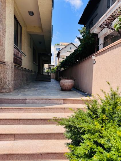 Penthouse Mobilat / Terasa Superba / Parcare / Aviatorilor /Parc Regele Mihai I