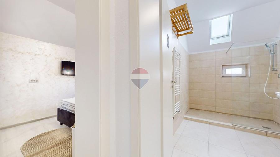 Apartament 3 camere Premium | Ultra dotat | Curte privată & Parcare