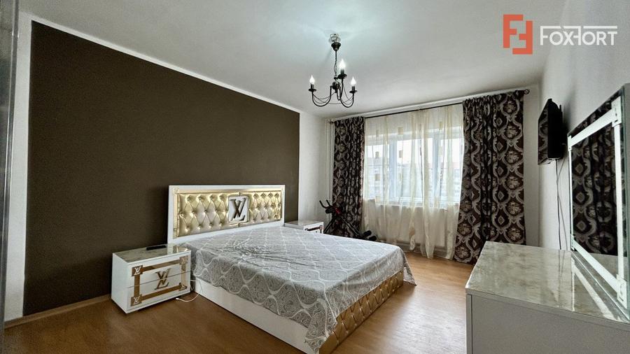 Apartament cu 2 camere, etaj 3 - zona Lipovei