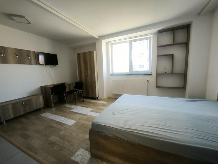 Garsoniera moderna, bloc nou, zona strazii Horea