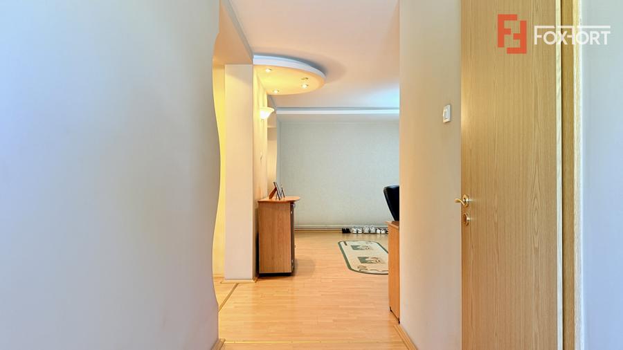 Casa individuala, 5 camere + Garaj + Piscina - Brancoveanu