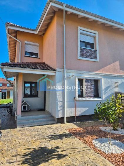 Duplex mobilat de vânzare în Dumbrăvița – 4 camere, teren 324 mp
